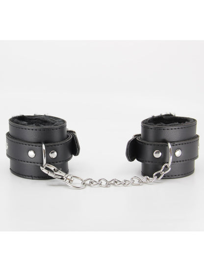 Berlin Baby Faux Fur Hand Cuffs Black