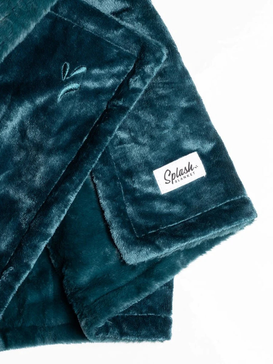 Splash Blanket Small Furlush Blanket Emerald